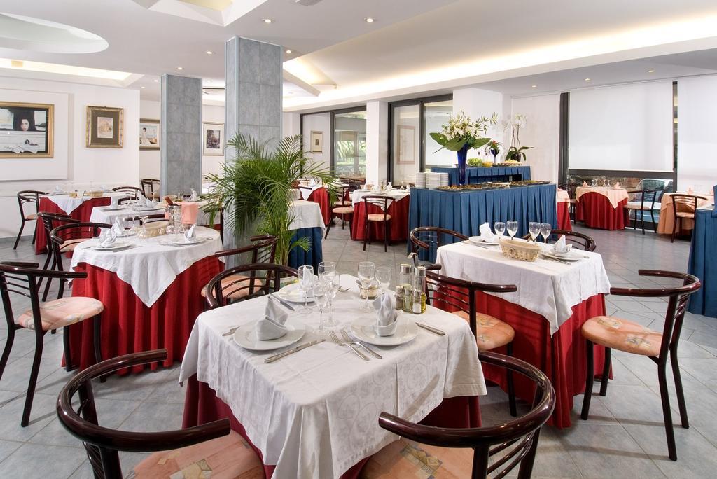 Hotel Clipper 길라노바리도 외부 사진